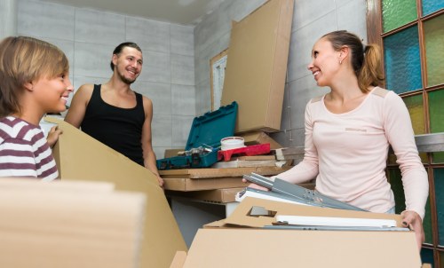 Man with van service in Eastham helping with a local move