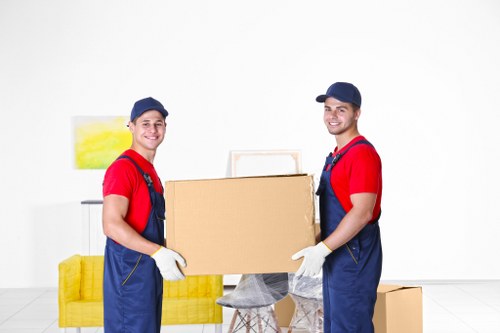 Moving truck service for Eastham homes and local streets